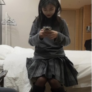 瀛︾敓濡规帰鑺 鐢颁集鍏 19v26.4g