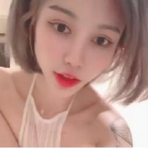 重点艺术学院刺青美女分手曝光，抖音视频露脸身材棒棒糖视角