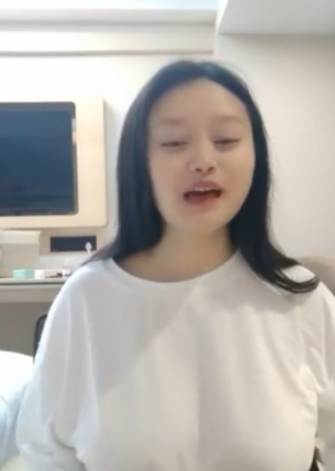 小毒甜：户外珍藏8v7.4g，直播精彩不容错过