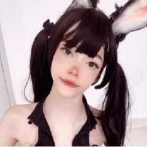 科技脸嫩妹子作品Meiadinha自娱自乐像娃娃百度盘