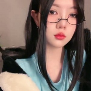 托尔主持《红绿灯》套路直播，百度盘14v+7.5g视频资源任你按需下载