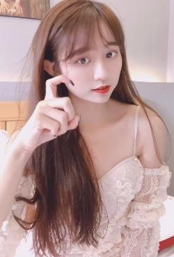 久妖花旦不见星空，115个视频，总大小8.6G，社保姬主角，小编强烈推荐！