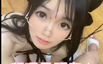 小凌兔子无保护[49V-3.4G]：S美女口B无保护CC黑丝强压S货，观看体验