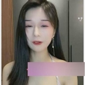 绿播女神：性感突破的网红女神七月野原小兔：14V25.1G的视频资源绿播沉沦舞蹈：性感突破的网红女神七月的油光臀部颜值爆表的绿播沉沦舞蹈