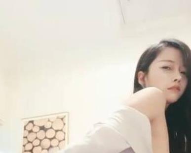 高冷御姐FL姬自我安慰合集，精心整理，新人虎牙主播，大胆尺度，绅士必看