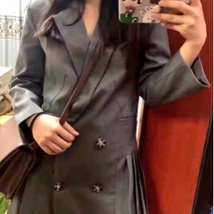 1.网红少女痕痕作品合集：大眼睛与甜咸风格的明星岛国风2.颜值爆表！网红少女痕痕作品合集，绝对让你心动不已3.痕痕作品合集：网红少女的车灯般闪亮魅力4.网红少女