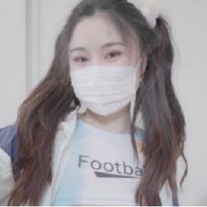 足球宝贝1v-2.4G智能化身来讨好你的老公！