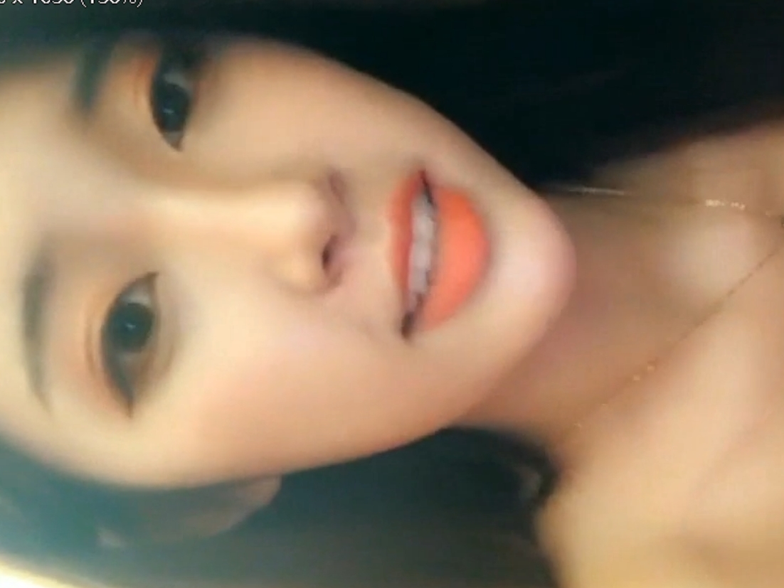 清新可爱筱筱舔脚合集：易直播12V+6.5视频百度盘