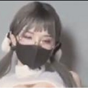 TS伪娘阿福W喷J盛宴合集，5部视频总2.2G，神秘口罩神秘身份，道具互动感觉惊险，观看体验不容错过