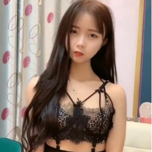 温柔苗自拍合集：快手张傲娇182V555M爱恨舞蹈素材加特林