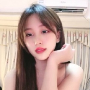 颜值明星脱衣秀放飞自我秀19V18.8g