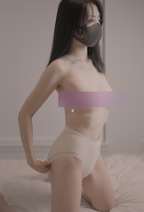 hongkongdoll玩偶姐姐最新推出的OF私拍有尺度合集：自由、随性、放松的视频，魅力女神完美身材！