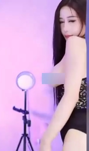 虎牙超人气超高颜值无数土豪追捧精选美女主播【精选浮力姬】美艳女神（桃一）稀缺有尺度定制作品合集_1V-400m