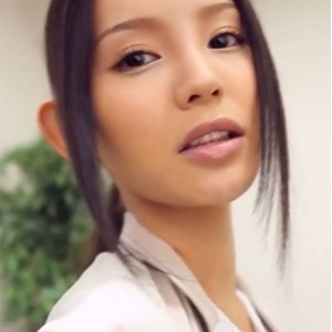 丘咲爱米莉_女秘书经典作品一部