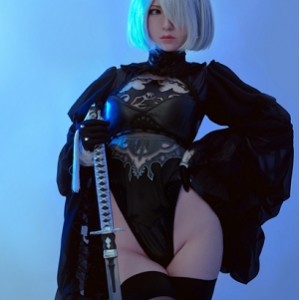 鍑轰簡鏇村姞鎴愮啛鍜屼紭闆呯殑椋庢牸锛岃╀汉鎰熻夋棤姣斿惛寮曘傝繖娆＄殑鍚堥泦娲诲姩涔熸槸濂硅嚜宸辩殑涓娆¤嚜璞灞曠ず锛岃瘉鏄庤嚜宸辩殑瀹炲姏鍜岃祫婧愪笉瀹瑰皬