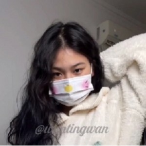 網紅万聽舞蹈私拍視圖合集：巨球火辣身姿引关注