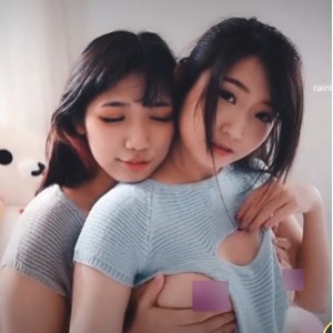 个视频合集以可爱萌妹为主角，包含21个视频，总大小为3.4G，吸引了众多网友的关注。标题为：“清新可爱萌妹视频小合集[21V+3.4G]”