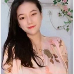 快手巨熊主播琳宝土豪定制视频大放送！9V超大车灯舞蹈秀，颜值在线109M粉丝狂欢！