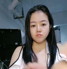 绝美蝴蝶少妇：妩媚风情万种，尽显气质魅力！揉揉玩玩，带来极致快乐！多样道就娆满足你的运动欲望！百度盘免费下载！