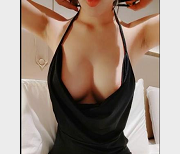 苗条娇小娇娇蜜桃臀车头灯小嘴奇奇怪怪小棒棒小香肠大黑牛45个视频29.2G