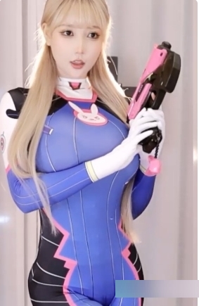 Minana热舞大合集70部高清视频：女仆、黑丝短裙，3小时+，16.4G，百度云资源！