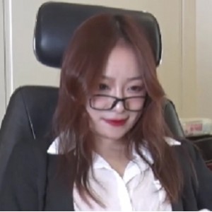 Kiki诗诗熙媛网红气质私拍有尺度百度盘转载搬运PANS嫩模