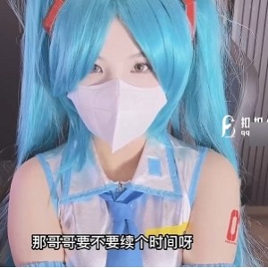 美少女校花小敏儿：性感舞蹈撩人，让人着迷的表演