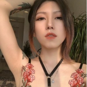 网红{{网红名字}}精选纹身御姐最新有尺度合集探索{{杜撰一个姓名}}给力抖M舌尖上的那地方，浮力姬小姐姐高颜值有尺度指教！