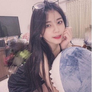 宝岛情侣自拍：美女主持人被指教成小母狗，77P2V821M永久链接