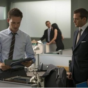 热门美剧《金装律师》：精彩剧情，精湛演技，点击链接观看！