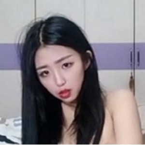 最新漂亮小姐姐大战头套男