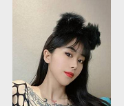 最新某推超人气极品网红张贺玉大资源