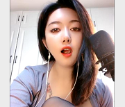 最新顶级烧神H播佼佼者-萌奶大美