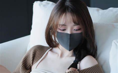 最新模特美女《玩偶姐姐》视频资源