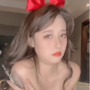 斗鱼顶级颜值【奈汐酱NICE】有尺度浮力-白雪公[1V+474MB]