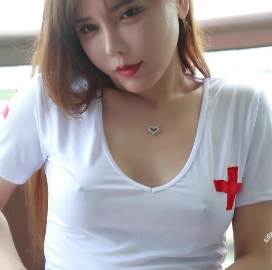 秀人人气模特《艾小青》+最新千元定制第三弹