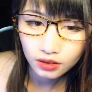 （魅心）足球宝贝公路边合集