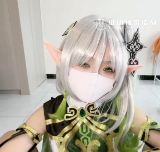 胖臀妹子91小奈最新合集46V14.8G，精彩cos秀