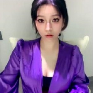 顶级尤物自拍合集7V3.5G，车灯浴室双人秀，超带感！