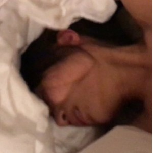 快手高挑学生桑梦珍最新合集28V8.12G，上海生活记录