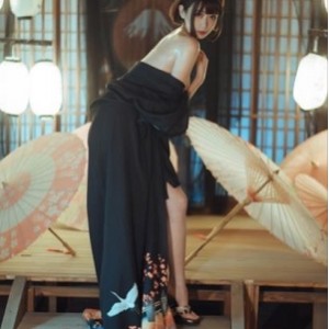 网红Coser奈汐酱超高人气稀缺资源合集1V未知，颜值美女散播