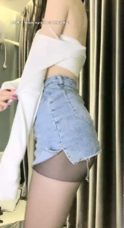 小妲己野尤最新合集13V13.5G，精彩内容不断