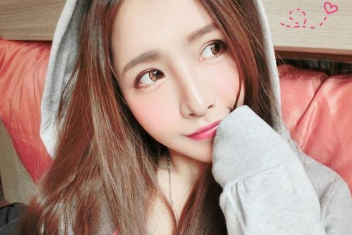 家居自拍小黑最新合集6.8G，颜值超高，快来欣赏！