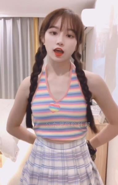 私人玩物虎牙精选美少女不见星空最新合集2V1.2G，经典学生资源