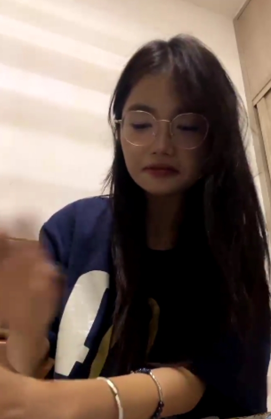 百度眼镜学妹十四诗宿舍直播合集138部118.8G，收藏604