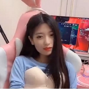 英雄联盟月月大小姐1v165m视频合集33部1G，精彩对决