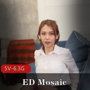 团建活动+EDMosaic+热闹欢快+公司团建合集+10V6.3G+精彩瞬间+，包含多位参与者自拍与互动