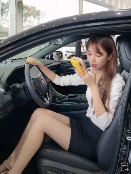 抖音快手莉莉酱某处闪现合集206部2.5G太敢了