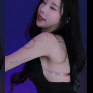 B站金玉羽裤里丝热舞合集10部2G蜜桃臀暴击