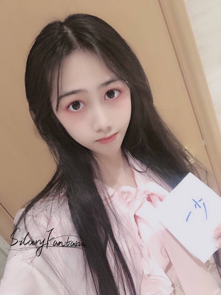 江可爱呀推特双马尾绝密档案41V6.7G反差盛宴